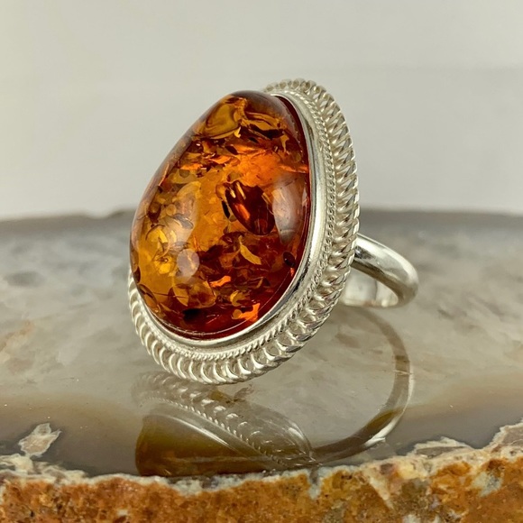 💕Baltic Amber Ring in Sterling Silver - Picture 2 of 5